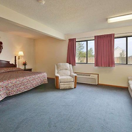 Super 8 Winterset Otel Oda fotoğraf